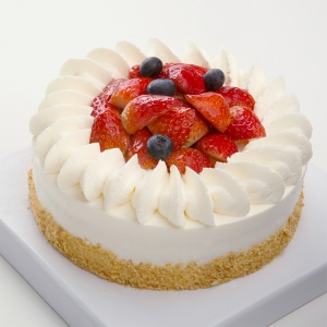草莓奶油水果蛋糕