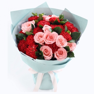 幸福永久-红色康乃馨19枝，戴安娜粉玫瑰11枝，栀子叶搭配