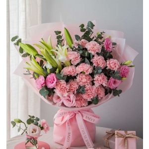 爱的祝福-粉色康乃馨16枝、白色香水百合2枝、粉色洋桔梗3枝