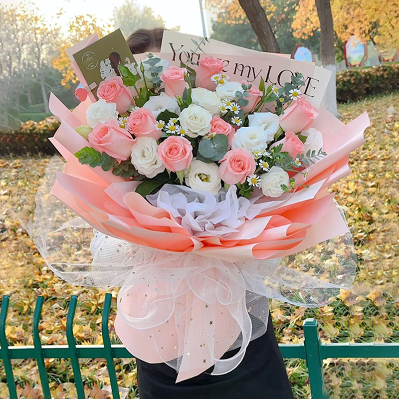 订婚送花给妈妈：选择合适的花朵，表达无尽的感激和爱