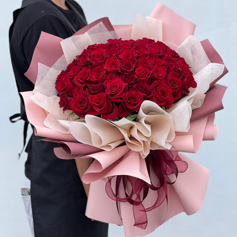 爱的记忆-52朵卡罗拉红玫瑰