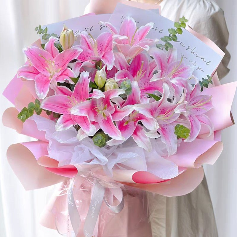美好时光-6支多头粉百合,搭配尤加利叶间插